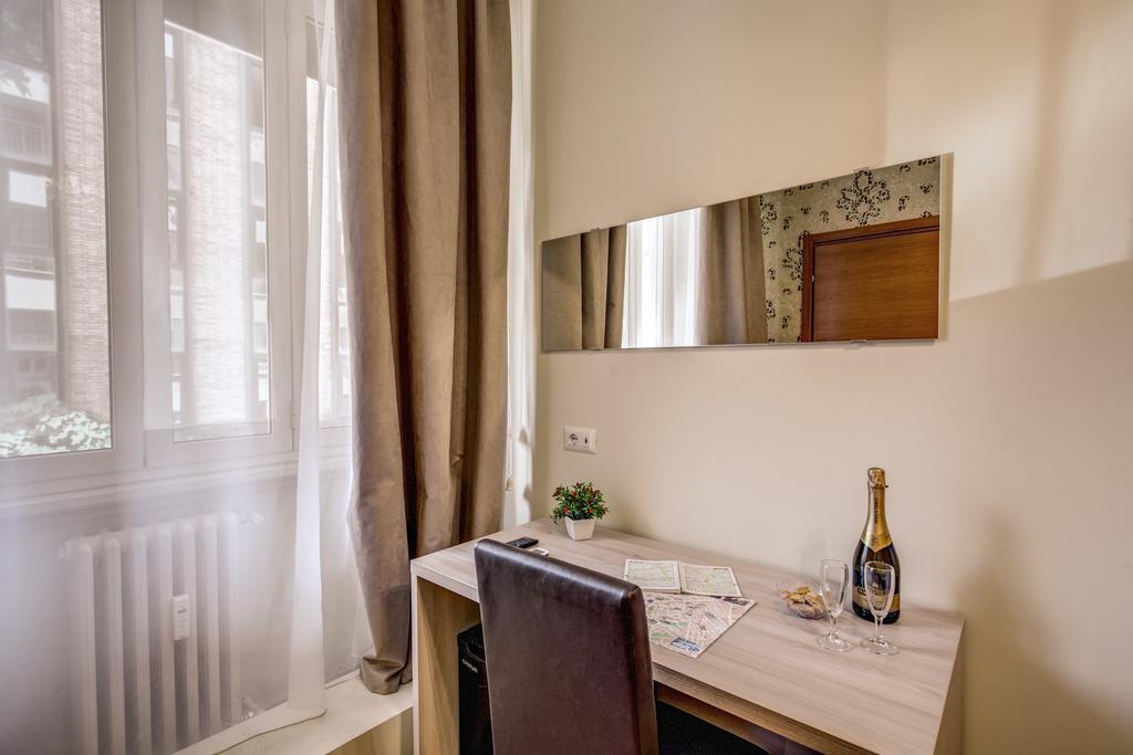 Roma 41 Hotel Ngoại thất bức ảnh